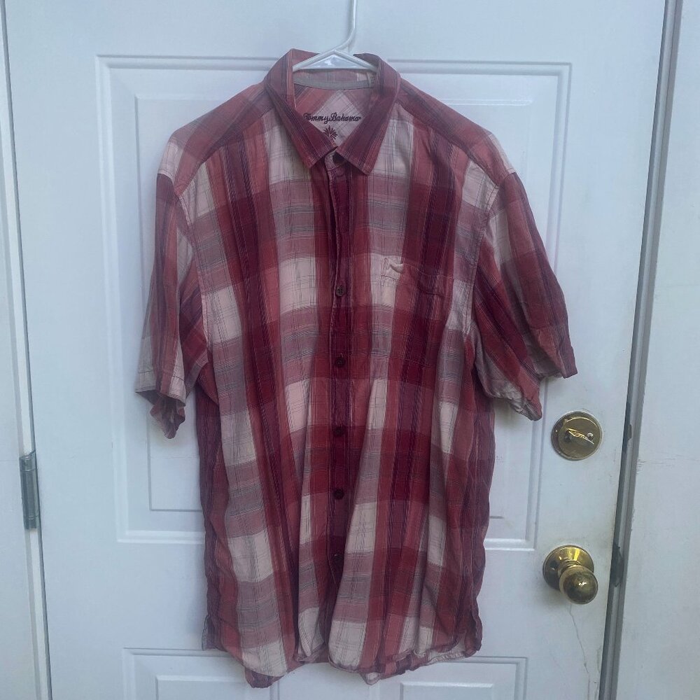 Tommy Bahama Shirt Men’s L Red Plaid Short Sleeve Button Down Shirt